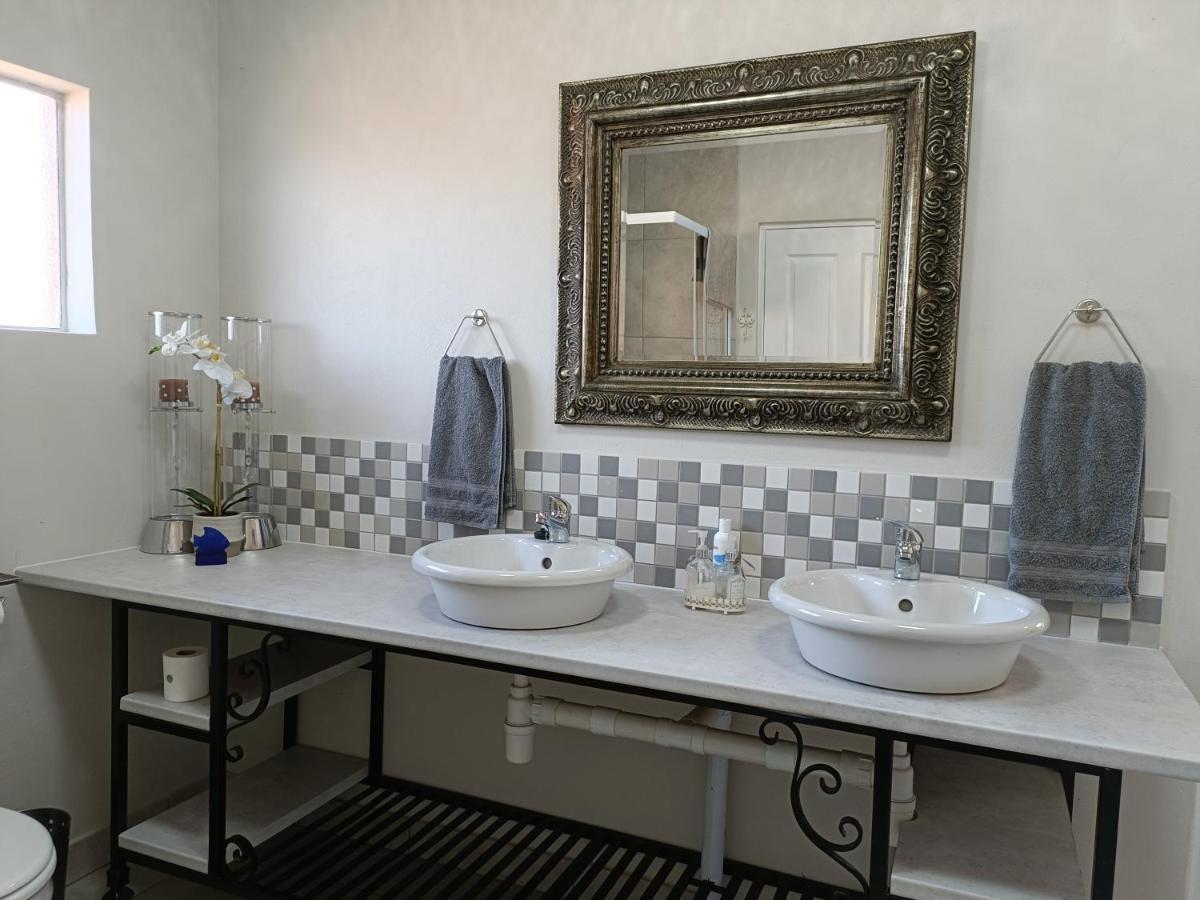 Sedgefield Lodge Уитбанк Екстериор снимка