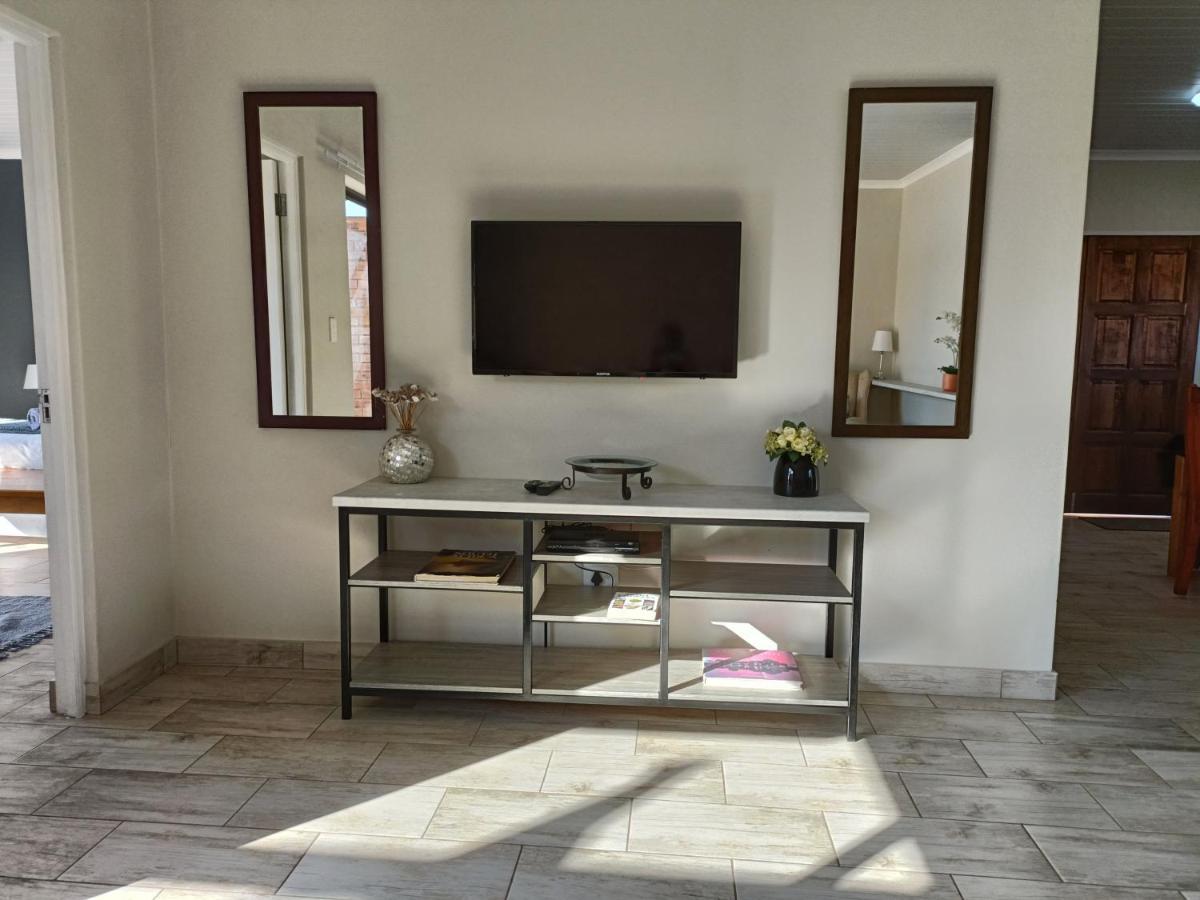 Sedgefield Lodge Уитбанк Екстериор снимка