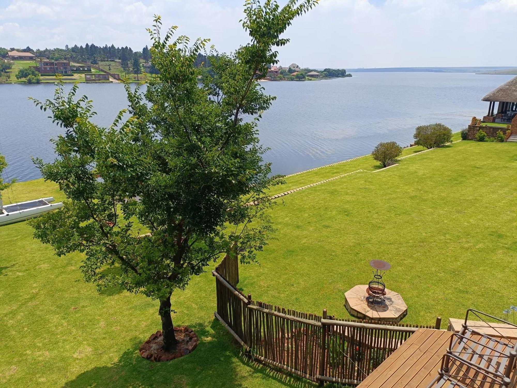 Sedgefield Lodge Уитбанк Екстериор снимка